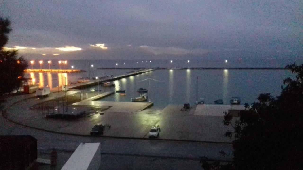 Ariadne Apartments Nea Michaniona Exteriör bild